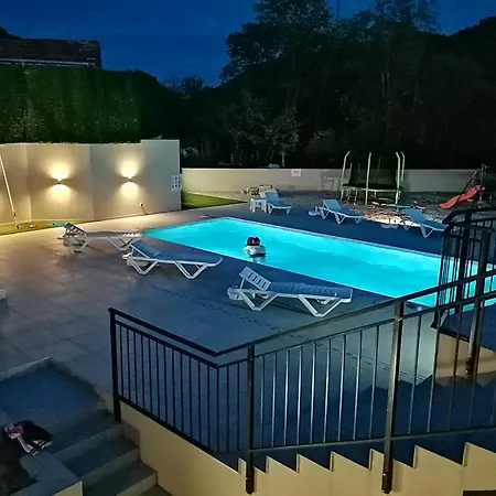 Mande&kate Willa Vrgorac