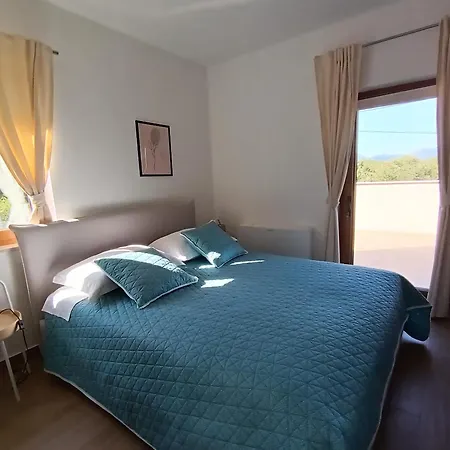 Mande&kate Willa Vrgorac